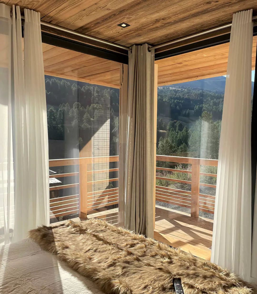 Chalet luxe Vars vue chambre renne